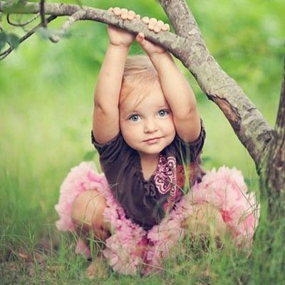 2 years old! I love the color Pink, Toys and my Pacifier! My daddy is @OfficialBarton and my mommy is @_OfficialWidow