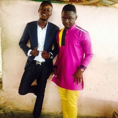 am 22 n lukin 4 frnds 4rm all walks of lyf. luv moviea,music n best of all hangin out wid ma guys.