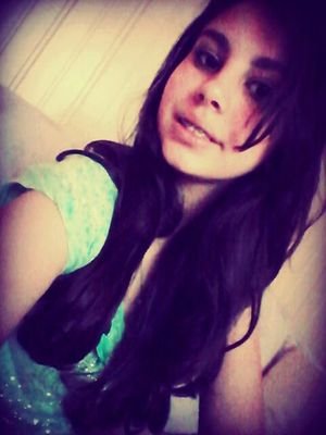 Bom pequena, em pouco tempo, agente passou tantas coisas juntas que ne, abafa jdksh enfim, eu te amo pigmeu, conta cmg pra tudo  p.@breeeeeendaa ✌