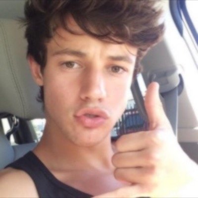 follow @regaldallas since i gave you a free follow it means alot thank you