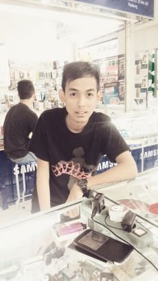 Rifaldi_VL's profile picture. 