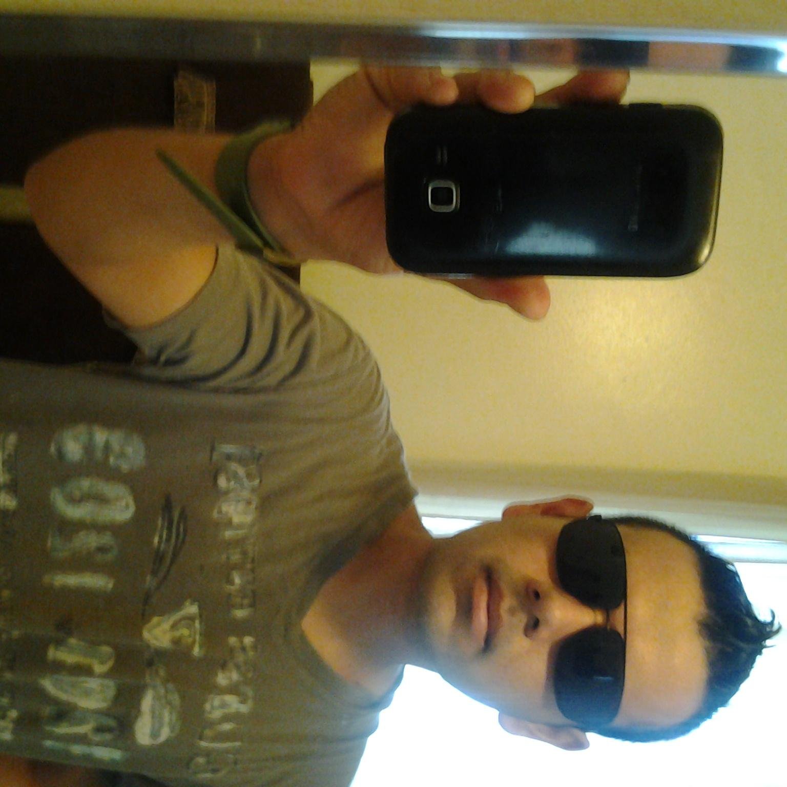 arielmunoz84's profile picture. 