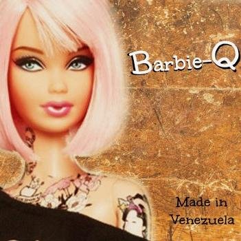 Soy ama de casa, cantante, doctora, niñera, veterinaria, deportista, guarimbera y como toda Barbie, hago de todo un poquito.