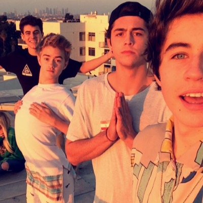 Hey guys! This is a free follow acct!! Please follow @matthewssthot