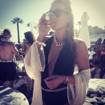 ScarlettKemp's profile picture. Showing you a slice of my life. I'm a simple girl. All I really want is everything.