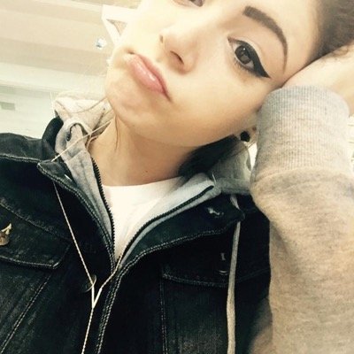 fivcnights's profile picture. i like video games, not you.