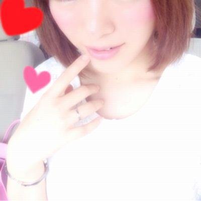 1児のシンママ☆ワケありで夜の仕事♡事務所のあの子も応援しちゃってます☆彡 キャバ嬢とかチャットレディあるあるとか結構あるから、共感出来たらぽちっとしてください(//ω//)  #チャトレ　#キャバ　#副業 ＃ジャニーズ