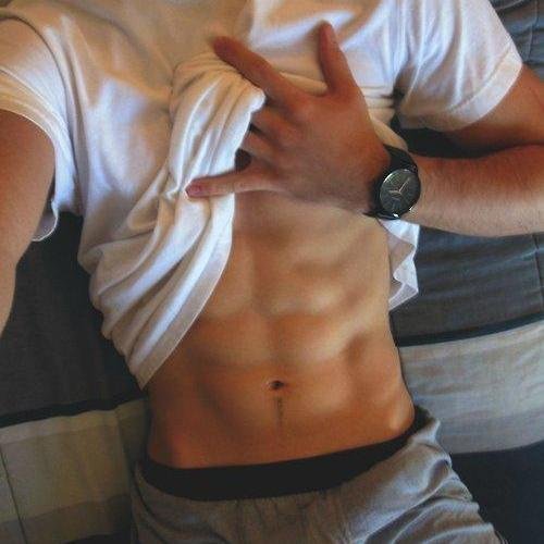 Luv jock dick and muscle! Always horned and a bit of a slut. Strictly 18+