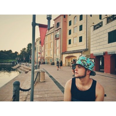 NMongeon157's profile picture. Stonehill College 18