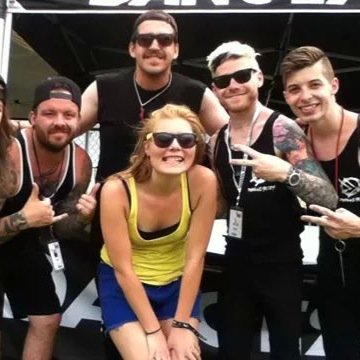 Valerie_1005's profile picture. Expect the worst so when it happens...at least your waffles won't be cold -Valerie Thorson original