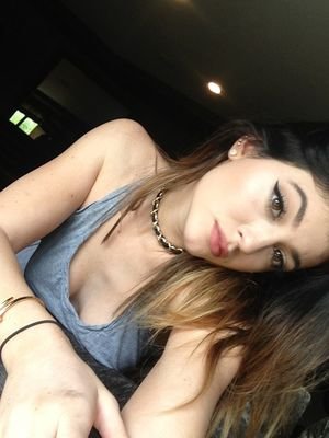 ♔I wear 5 inches or nothing. Lips bigger than your dick.♔                                      #PanelAcademy