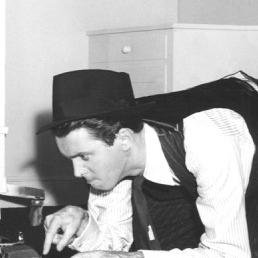 Jimmy Stewart. Easygoing fella just discovering this Internet.