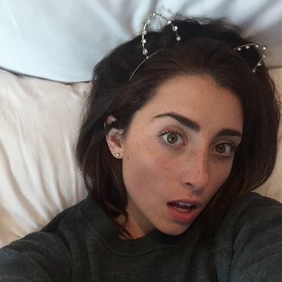 dm us confessions about lauren elizabeth :)
