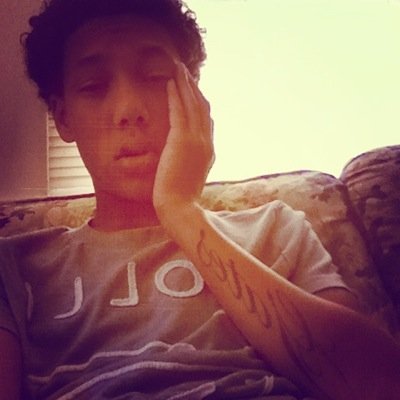 #Almighty_Gates #Yung_Glo caint trust a soul man i dont trust niggaz#LiveStrongDieStronger
IG Almighty_Glo_Hoe