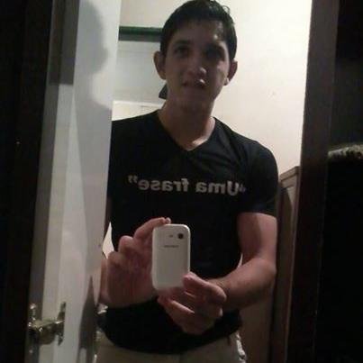 romimchimidt's profile picture. 