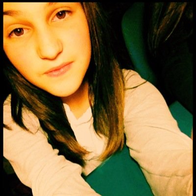 Follow @BehtanicPetra ❤️