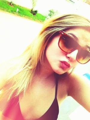 Palavras são bonitas, mas atitudes são perfeitas.✌