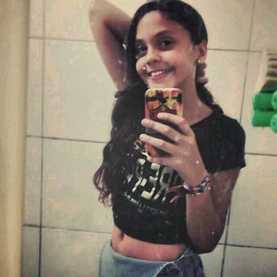 Me ama ? -Prove
Não gosta de mim ?
-Volta pro final da fila cm os outros