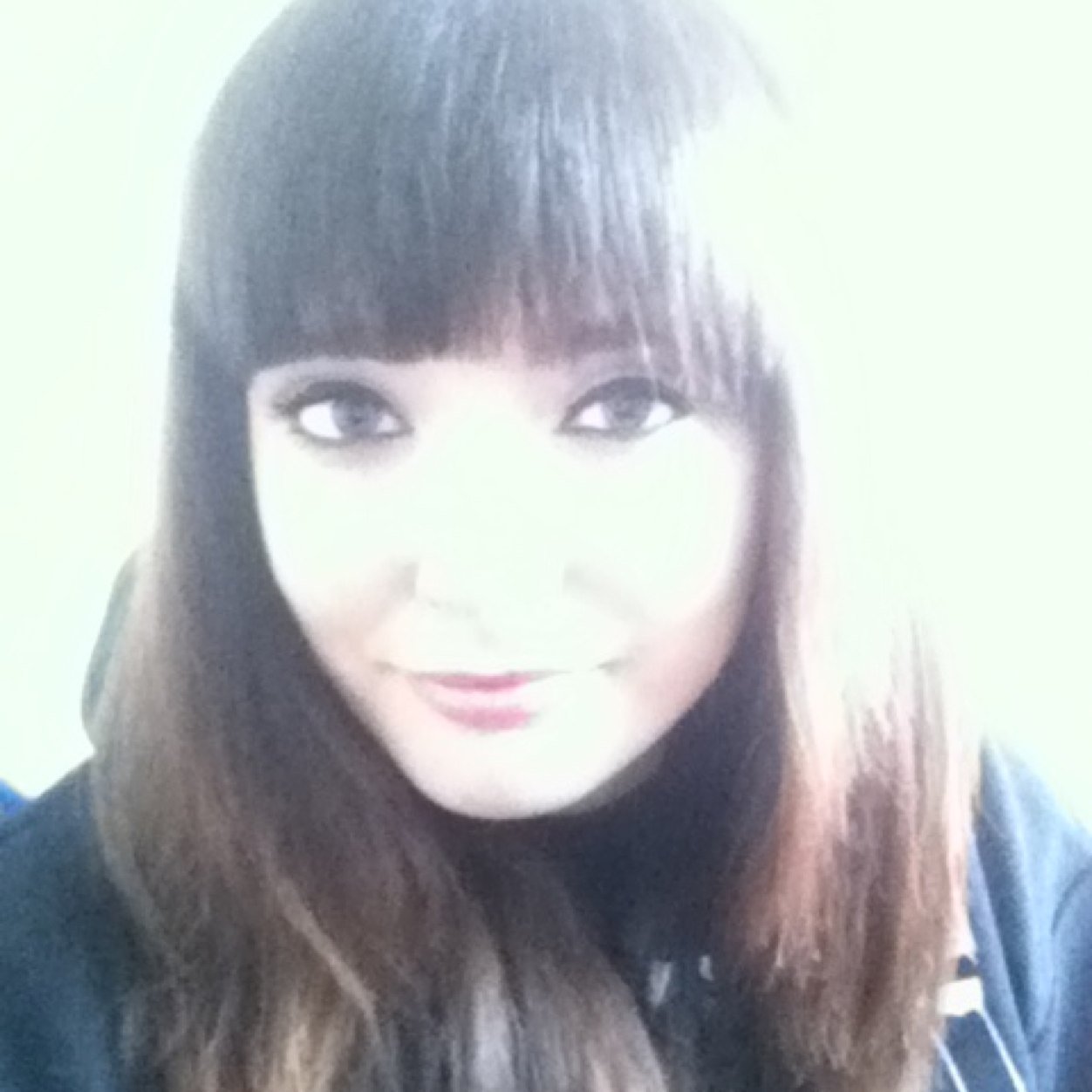 chelseasmile04's profile picture. 17 | UK | Taken ❤ | Bands | You Me At Six | Bullet For My Valentine | ✌| penguin whisperer |