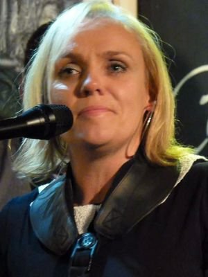 Owner of NERYS MUSIC teaching Piano | Musical Director for Caerphilly Male Voice Choir| Singer & Saxophonist | Loves to read | Hates cleaning |