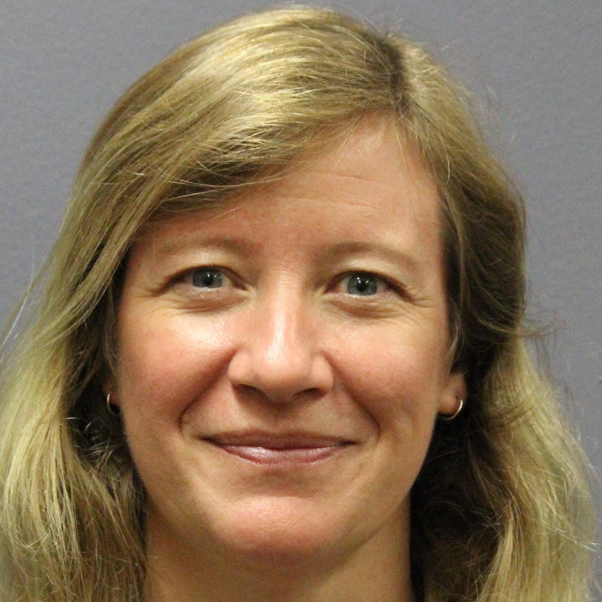 AliceLurie's profile picture. Alice Lurie is Co-owner Evolve Psychotherapy.  Registered Psychotherapist. Wife, mother of one, stepmom of two, home lover, gardener, sock knitter and smocker