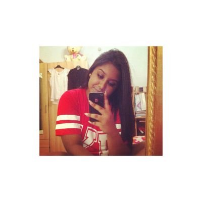 ❥ Charmaine J.