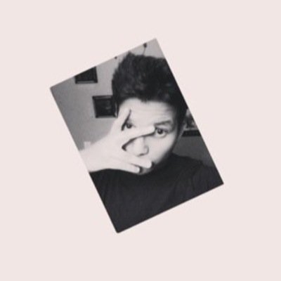 agajsjd's profile picture. ✨✨✨✨ follow @laxrralliv ☺️ please? he has a goal of 5k.. thnxs !! ✨ ✨✨✨✨