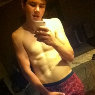 just someone with a dream of getting big add my snapchat : caldgog66