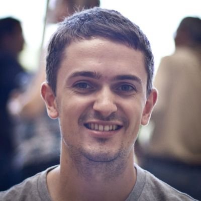 Creative developer. I code things. Love learning, teaching and thinking about stuff that should exist. Software Engineer @uber