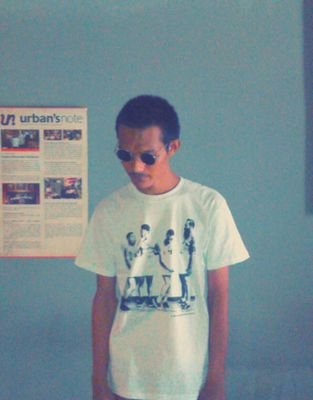 endoitem's profile picture. Indienesian. | endowidarbo@yahoo.co.id