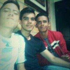 Tyrone José González Orama♥,Larry Rada♥  ALL WE NEED IS LOVE, Siempre en Nuestros Corazones @ELCANSERBERO