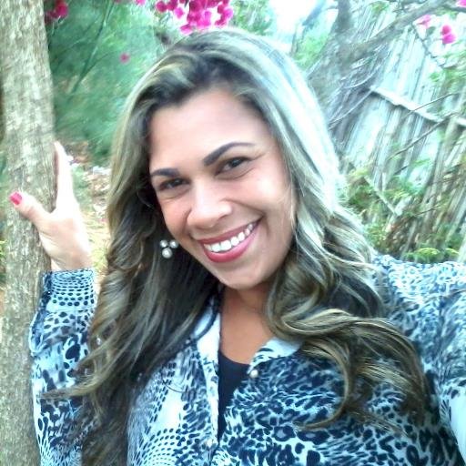 Sou cantora catolica e Adoro a cançao nova que é bom demais ♥♥♥♥♥♥