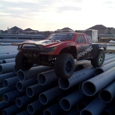 I love to race rc cars
