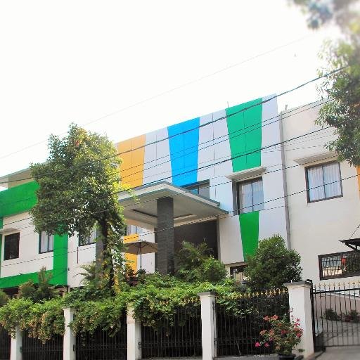 The guest house is run as a family business with the relaxed comfort of staying in a good friend’s home.