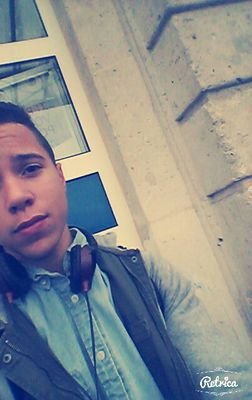 nekwiz02's profile picture. Salut ! 15yo, guitariste fingerstyle, magicien en occupation. Je crois être normal, pas sûr.