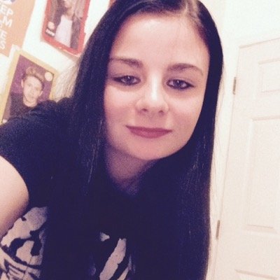 hi i love @lena_luvs_niall