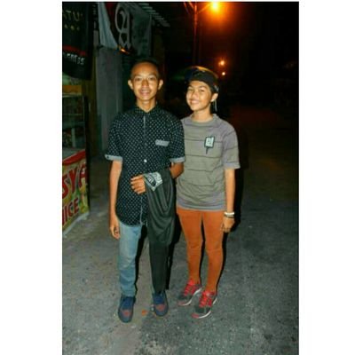 Can Change My World: My mom♥♥♥ and is new my life♥~ Aden elok tapi jan ang pijak yo? Follback? Just Mention