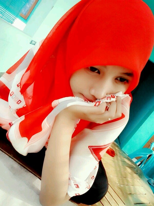 DELOVLI | 06 Desember 1996 ...| Aloversz, Sonic forever | follow me..
                              @LAzmida |
Sayang | Cinta | ambek Mas S.A.L.A.W.A.S.E...!!!!