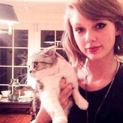 Just another person who loves the fabulous taylor swift