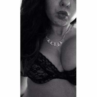 sex kitten / angel / princess mixed in one terribly insecure darling ♡