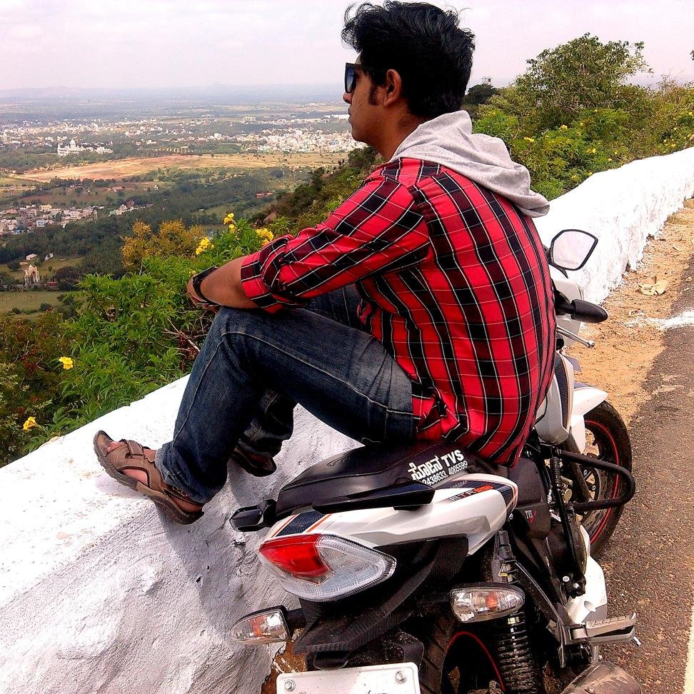 arnab_afrojack's profile picture. MBA Student