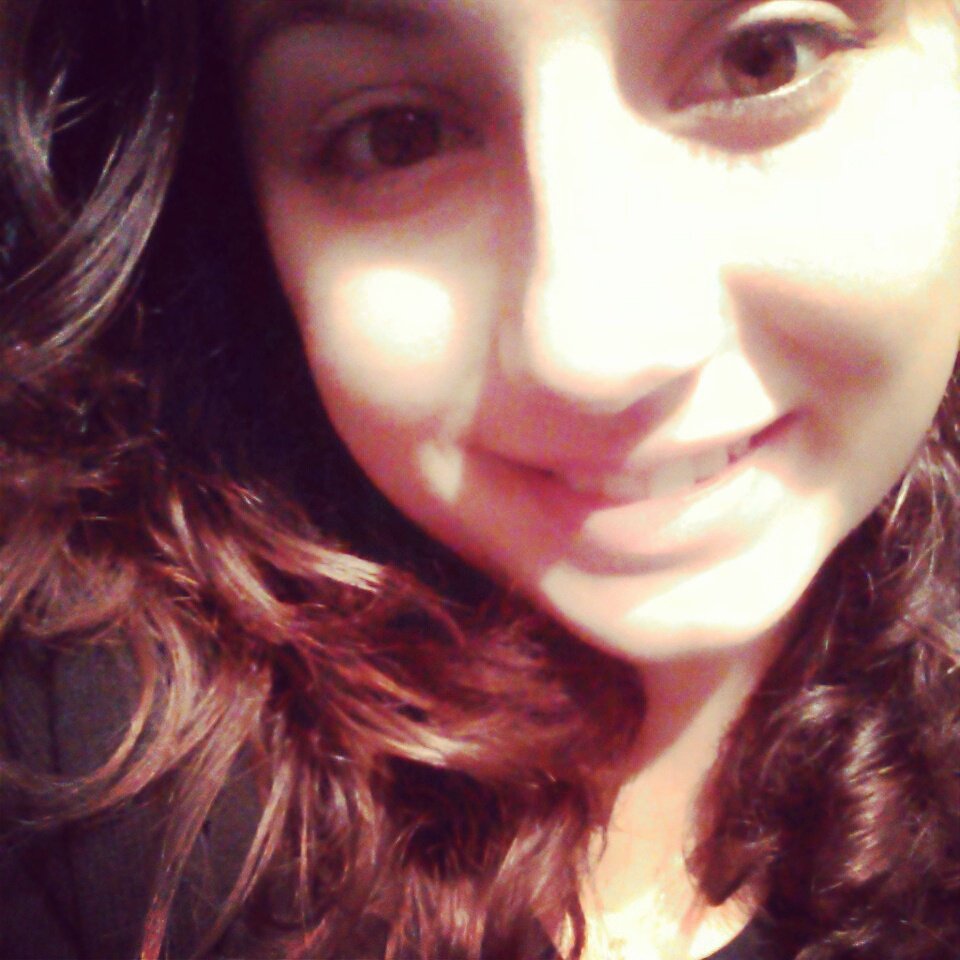Sou a menina que ama demais a vida para deixá-la passar em branco.... Sou aquela mulher  inesquecível. Sou a dona de mim..