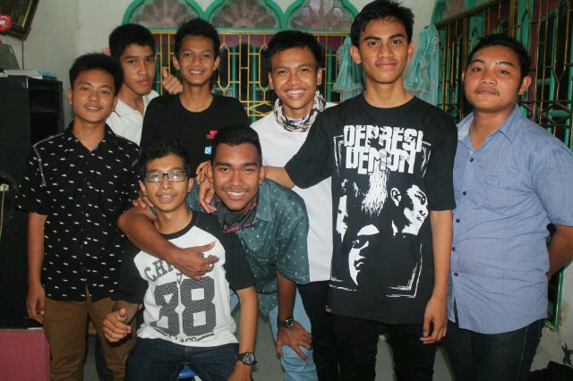 fans 11