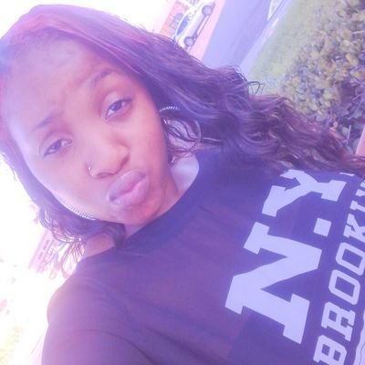 instaa @qween_yanna19  #single