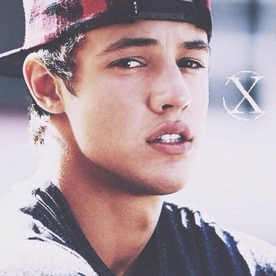 follow @xAshDelReyx & RT THIS https://t.co/QL9scw3Ktn FOR A cam DM! :)