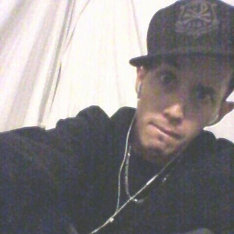 danklogix's profile picture. i wear my scars like the rings on a pimp.