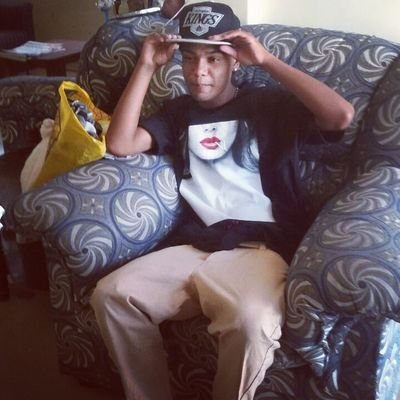 $treetDreamsInc ! Neighborrhood Trend Setter. #Locc2DaBrain Snapchat: Jay2FxcknRaw