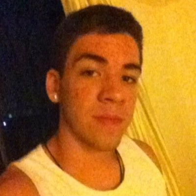 Lutar sempre, vencer talvez, desistir jamais.