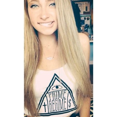 New SelfieC Fan Page! SelfieC is PERFECTION! ❤ Hate=Block She followed 10/26/14