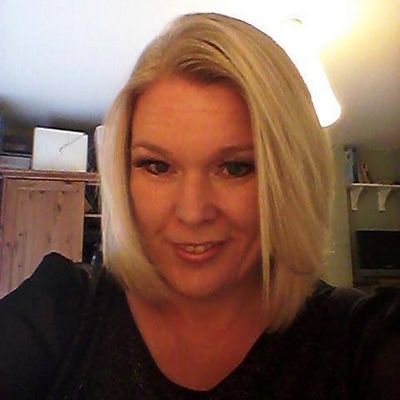 rachwild's profile picture. 